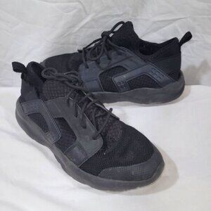 🚨5 For $15🚨 Avia size 8 Women's black Braced Sneakers